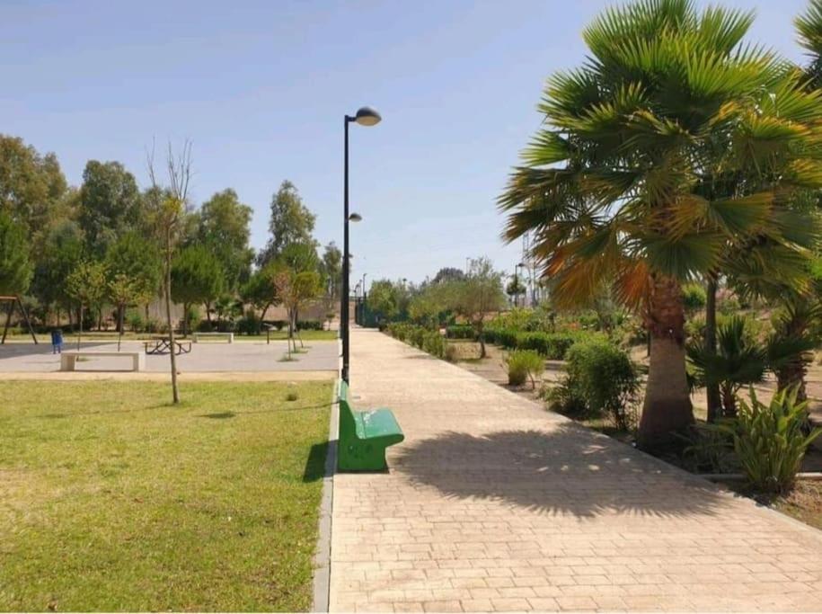 Alojamiento Con Piscina Y Parking En Sevilla La Algaba Buitenkant foto