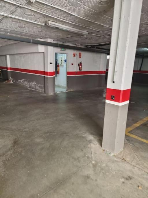 Alojamiento Con Piscina Y Parking En Sevilla La Algaba Buitenkant foto